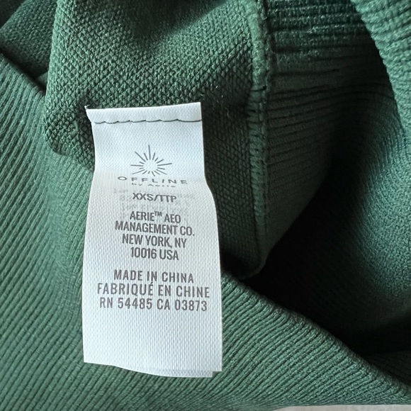 Offline by Aerie Sidewalk Seamless Cropped T-Shirt - Size XXS - Picture 6 of 7